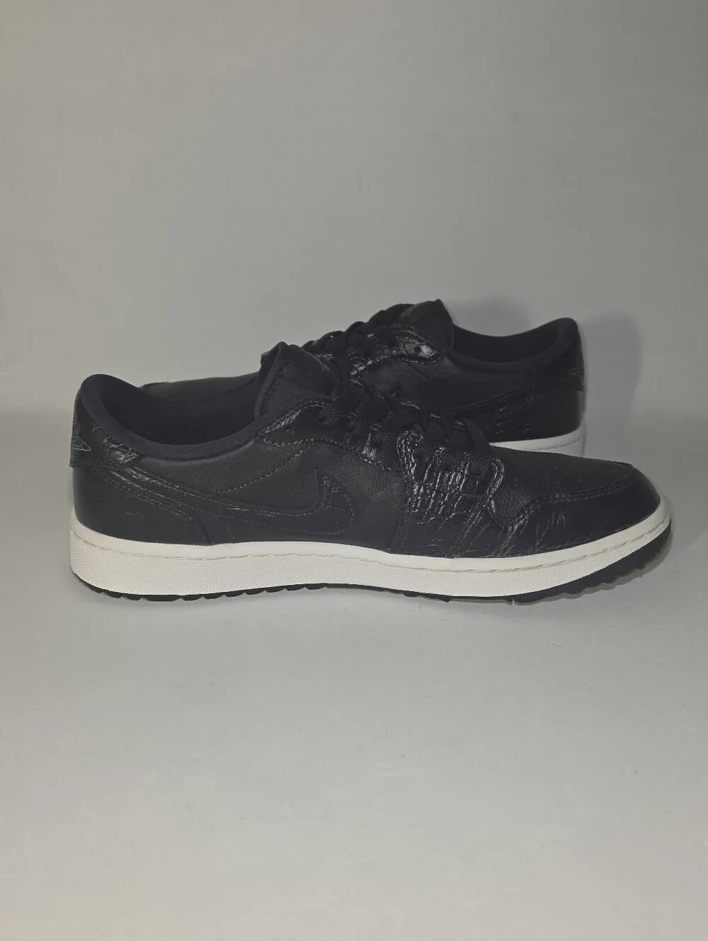Nike Air Jordan 1 Low Golf - Black with White Sole